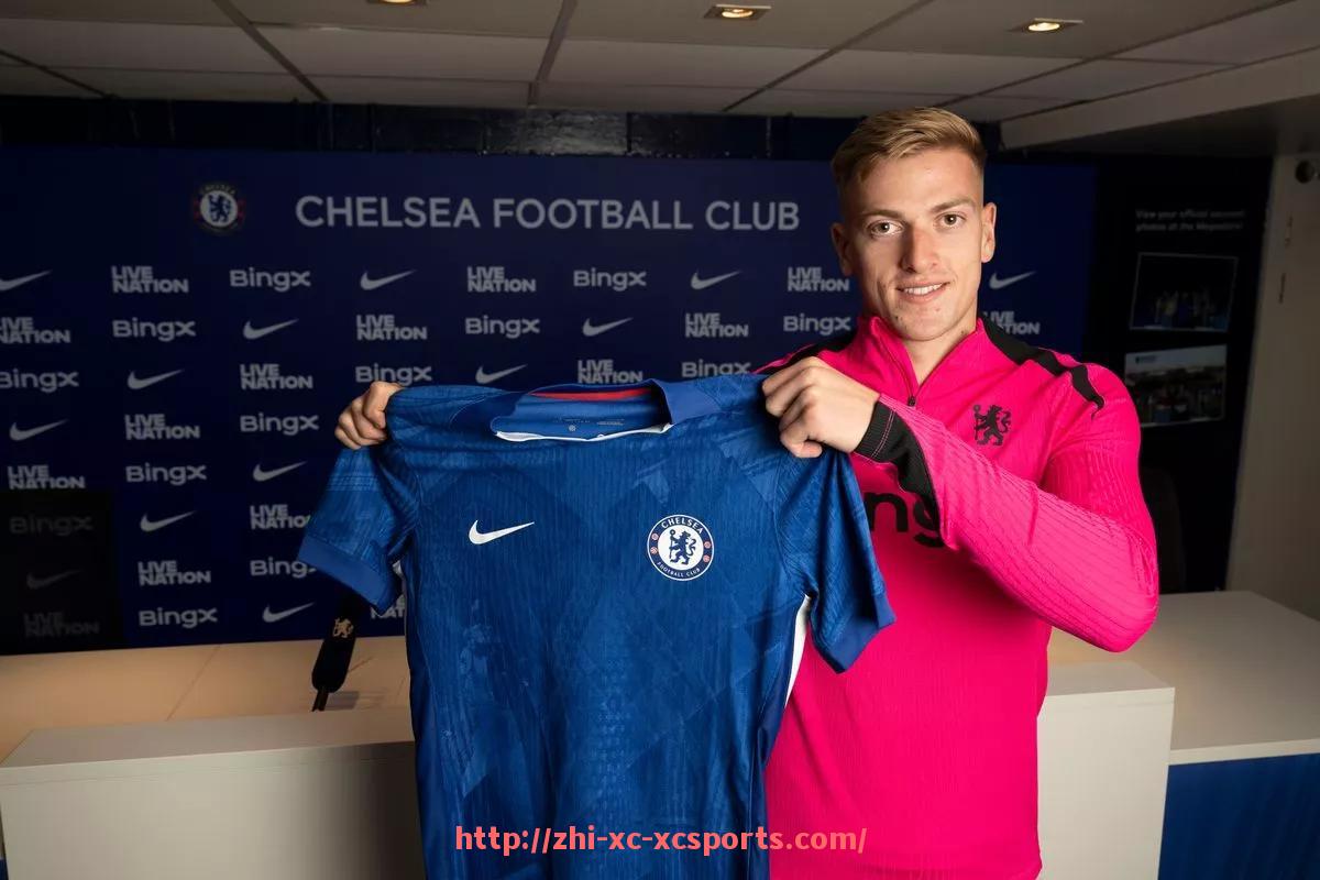 杏彩体育-德甲各球队所在地分布及主场环境深度解析