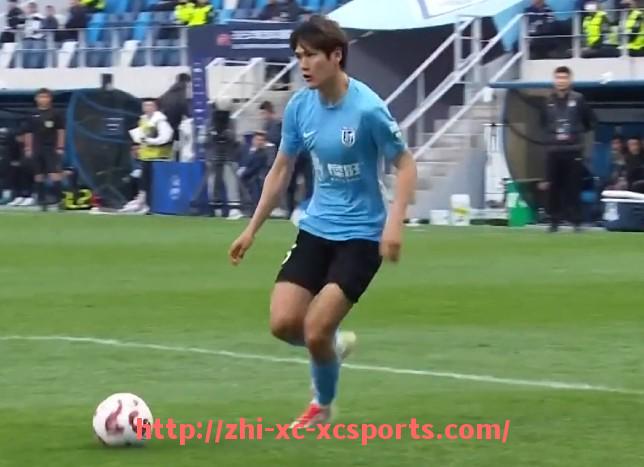 杏彩体育-巴萨夺冠西甲联赛赛季全记录与关键球员盘点